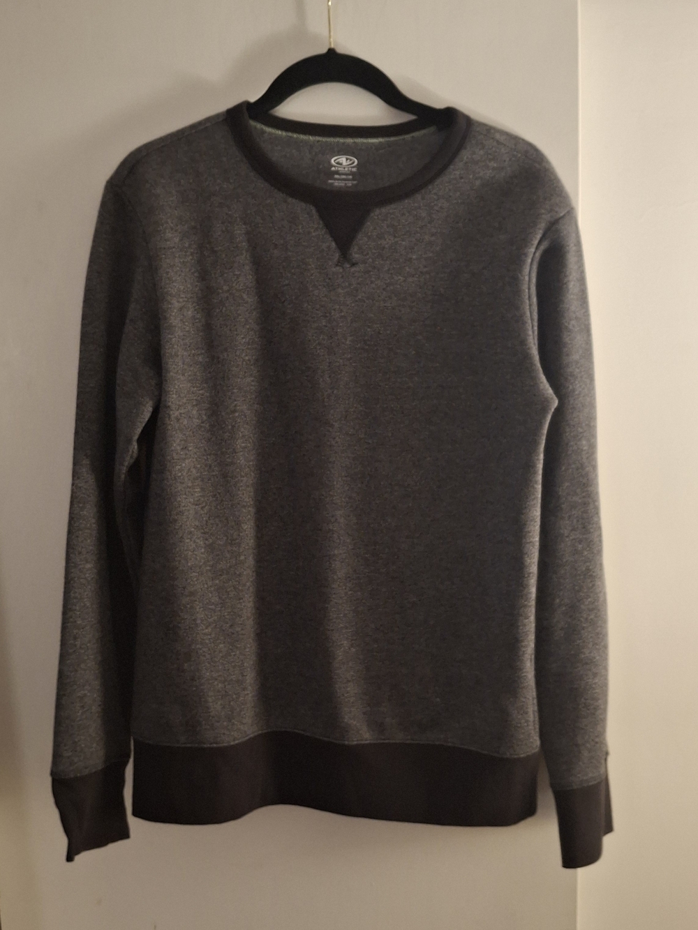 Athletic Works Men's Dark Gray Crewneck Sweater